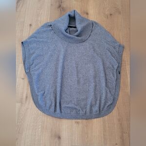 Sisters Turtleneck Cape Sweater Women’s Gray Poncho One Size